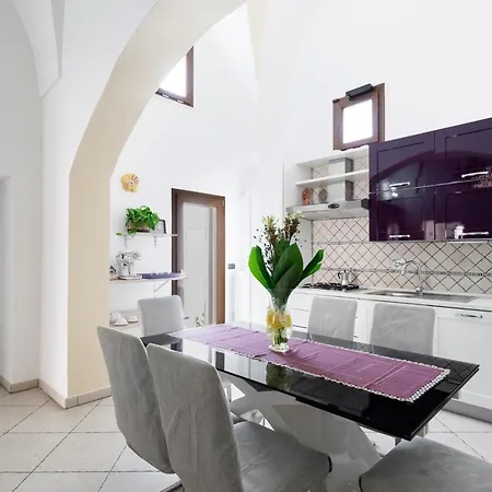 La Casa Di Lena Apartment *